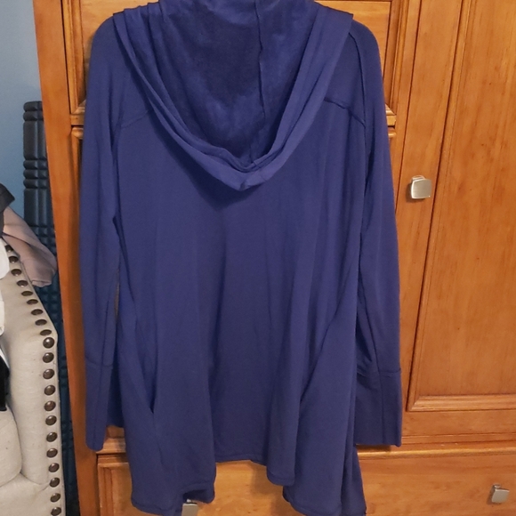 New In Bloom Navy Blue Cascading Sweater Sz XL - Picture 4 of 6